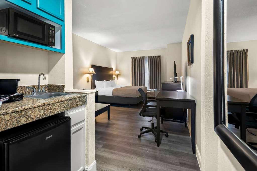 Quality Inn & Suites Lafayette Oda fotoğraf